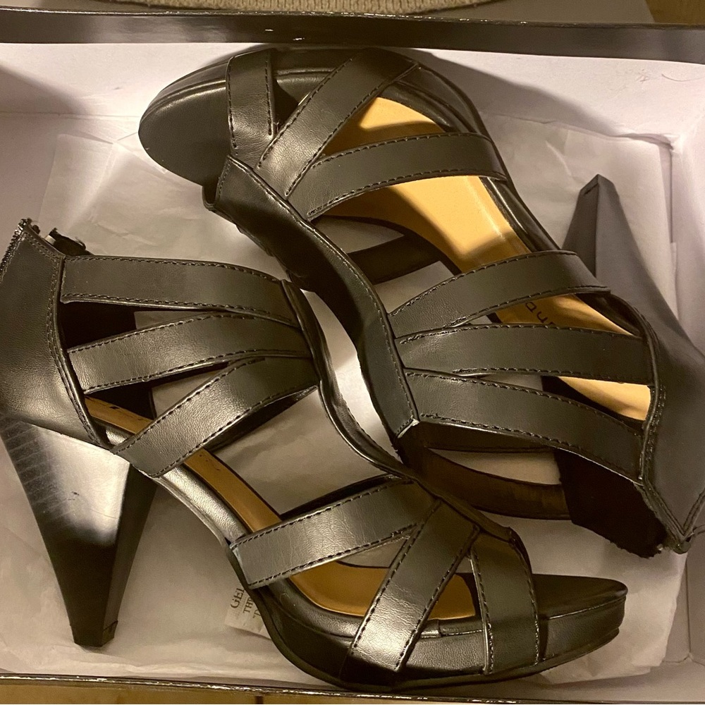Cute black heels